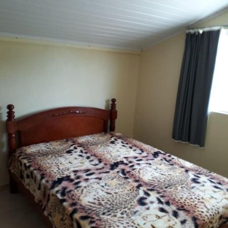 Residencial Caxias Apartment Bombinhas Bagian luar foto